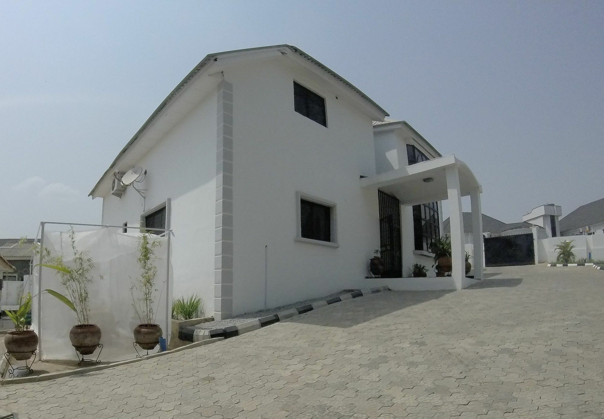 Ironhouse Guest Suites Mobushipe Esterno foto