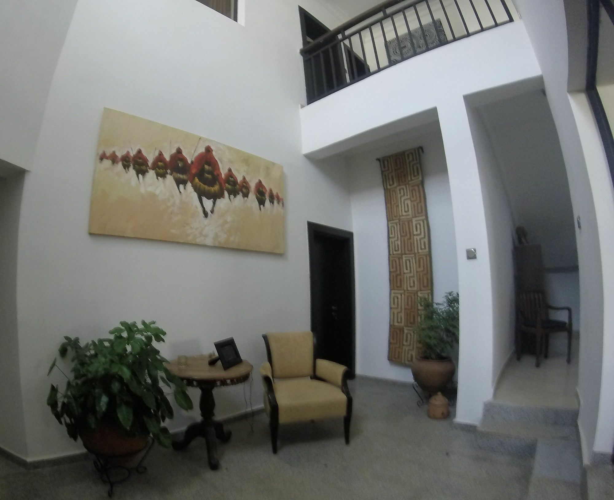 Ironhouse Guest Suites Mobushipe Esterno foto