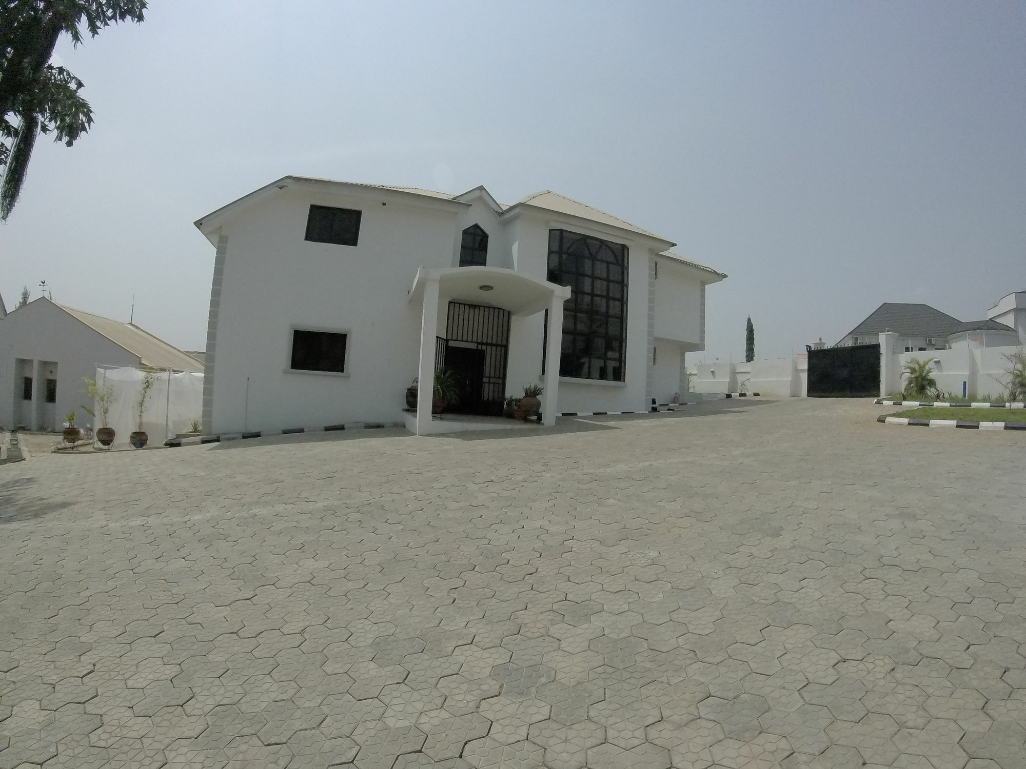 Ironhouse Guest Suites Mobushipe Esterno foto